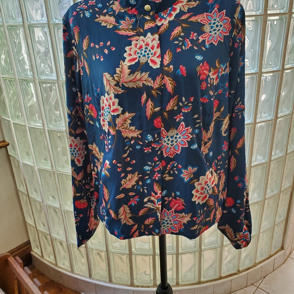 NWOT Womens Jacket